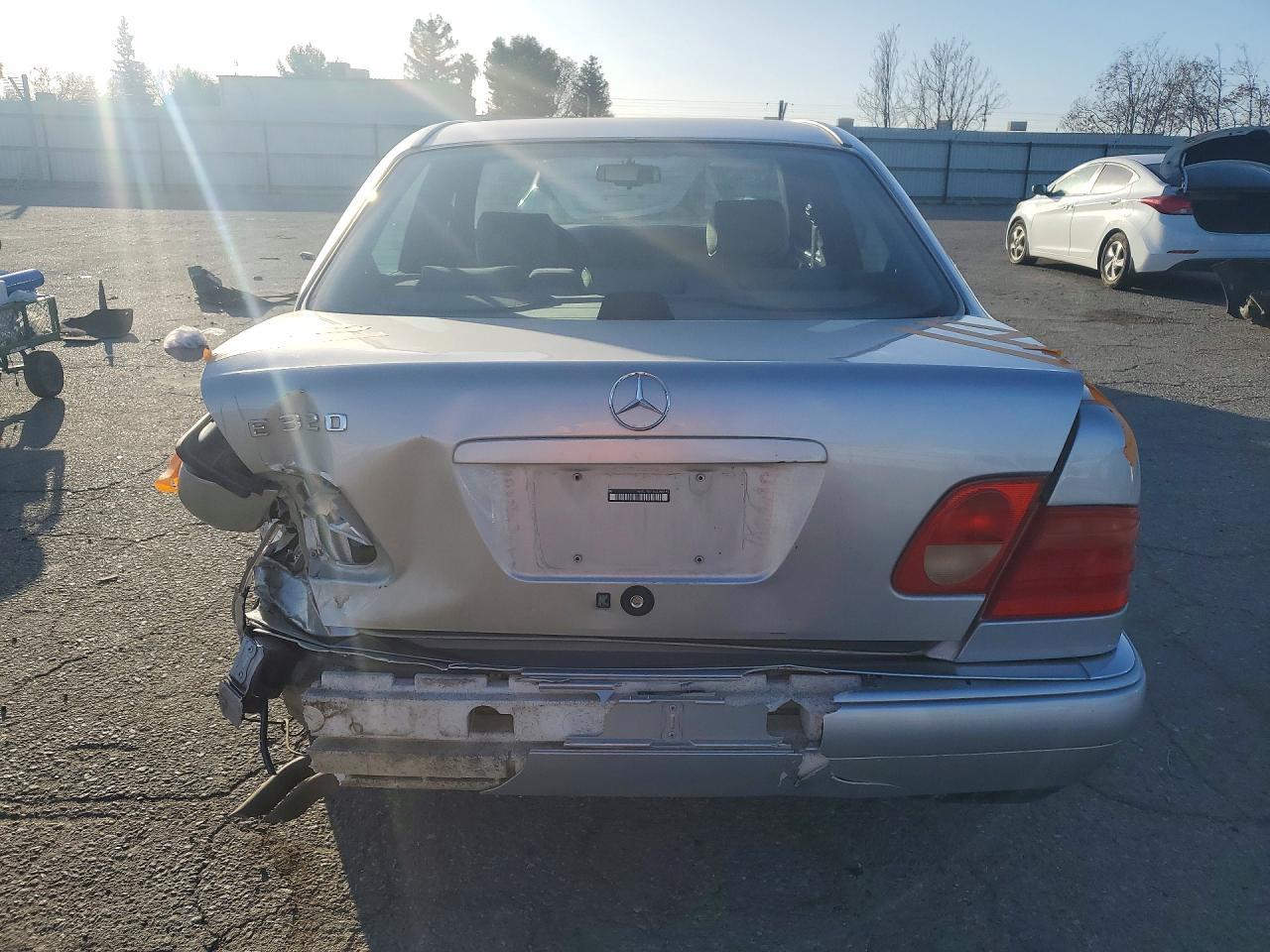 1997 Mercedes-Benz E 320