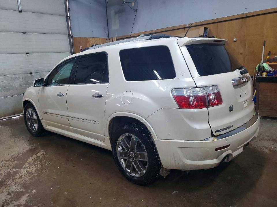 2011 GMC Acadia Denali