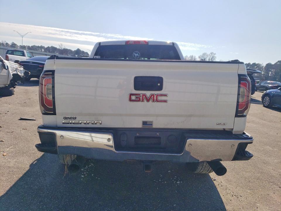 2018 GMC Sierra K1500 slt