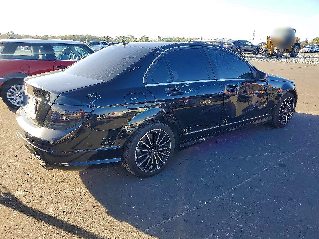 2011 Mercedes-Benz C300