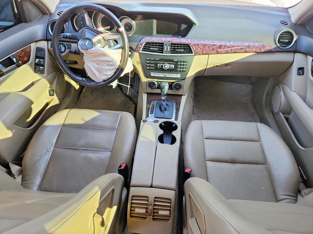 2014 Mercedes-Benz C 250