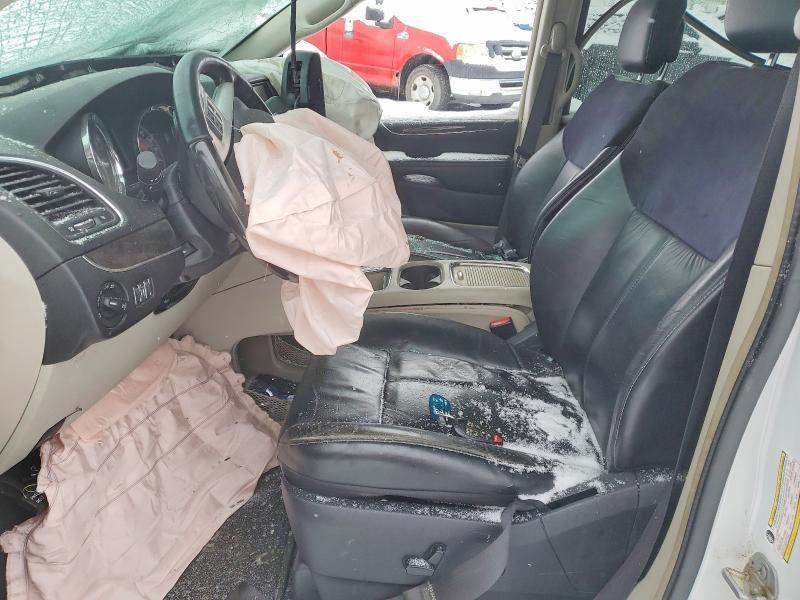 2015 Chrysler Town & Country Limited Platinum