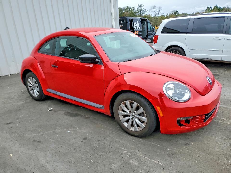 2013 Volkswagen Beetle