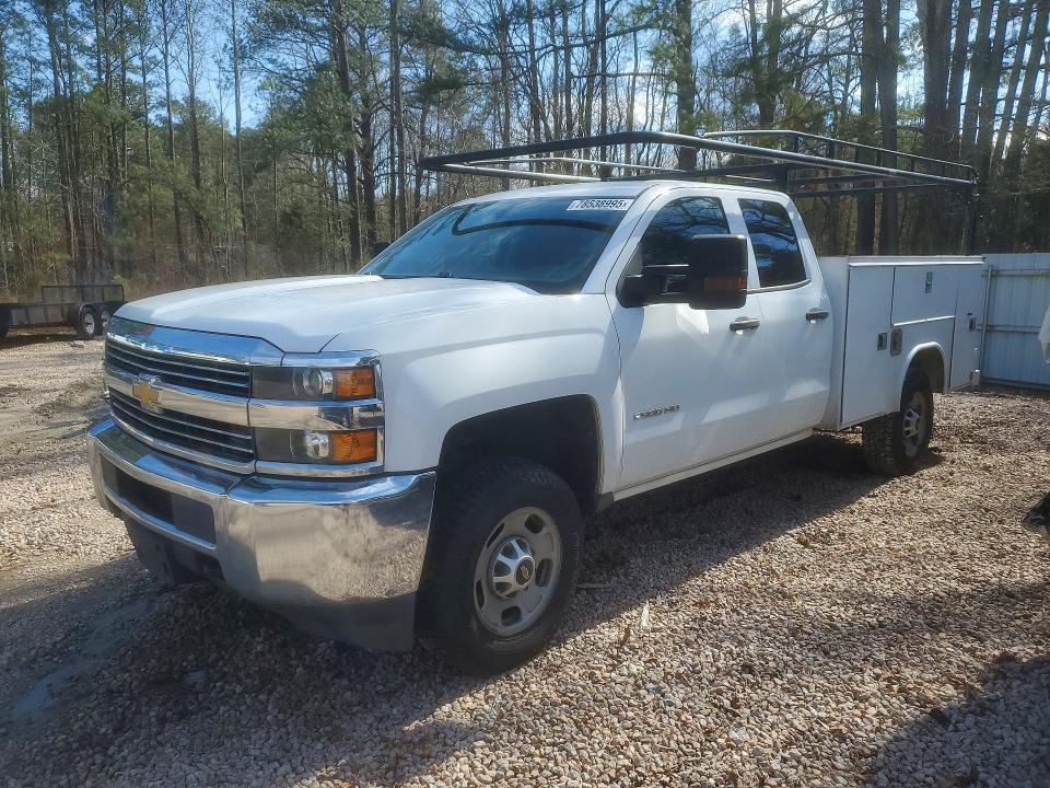 2017 Chevrolet Silverado Utility / Service Truck