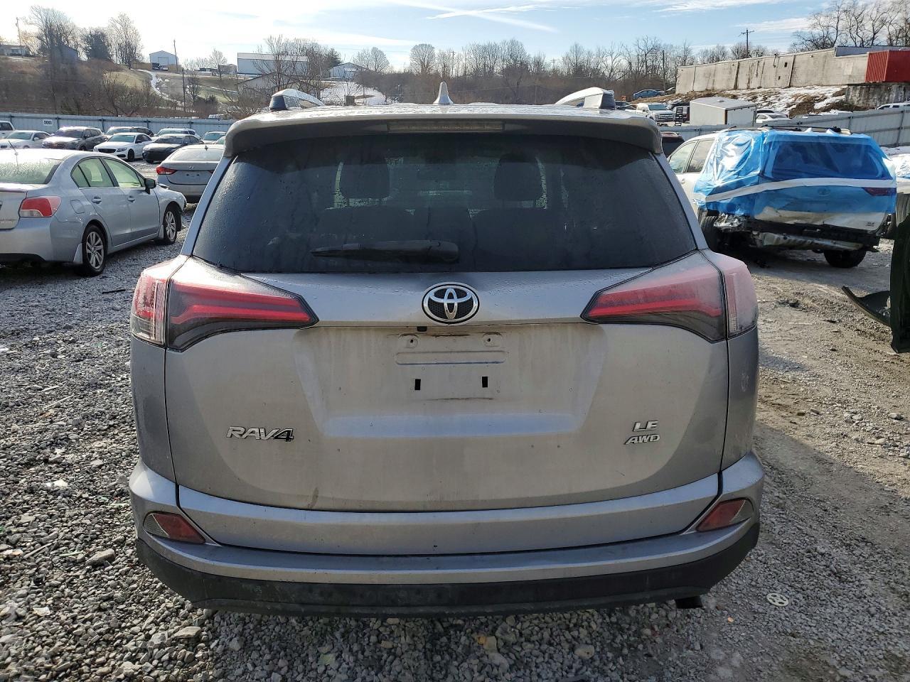 2018 Toyota Rav4 le