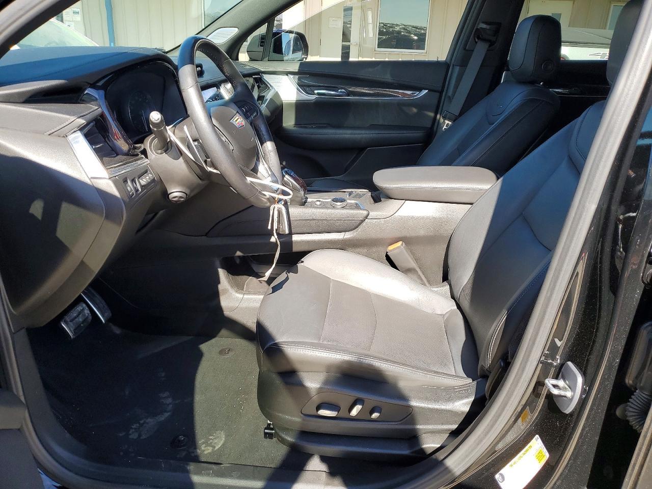 2024 Cadillac XT6