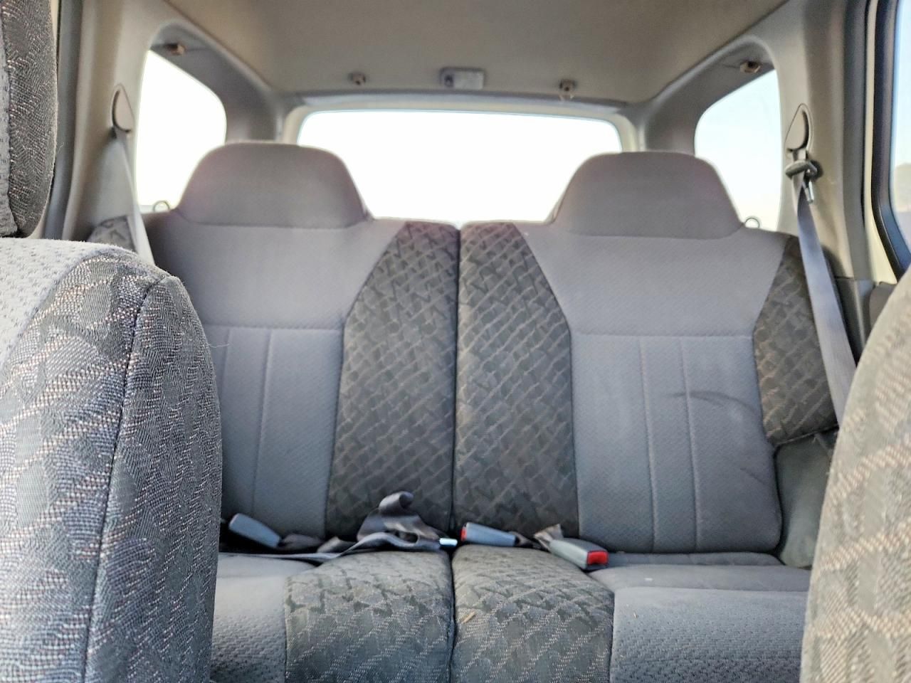 2000 Nissan Xterra xe