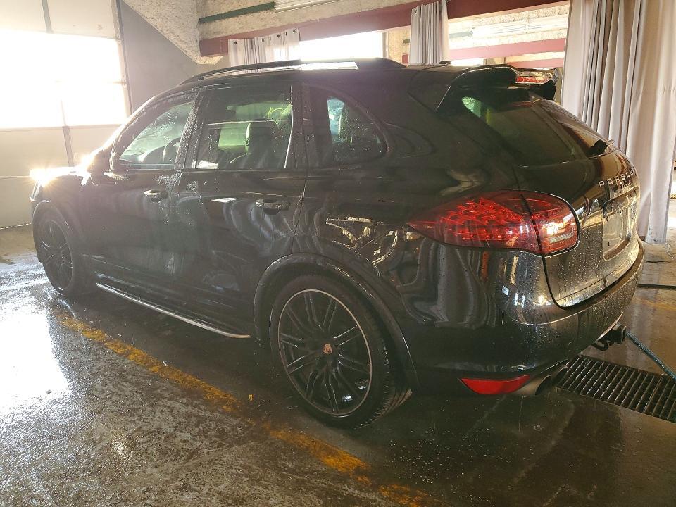 2014 Porsche Cayenne Turbo