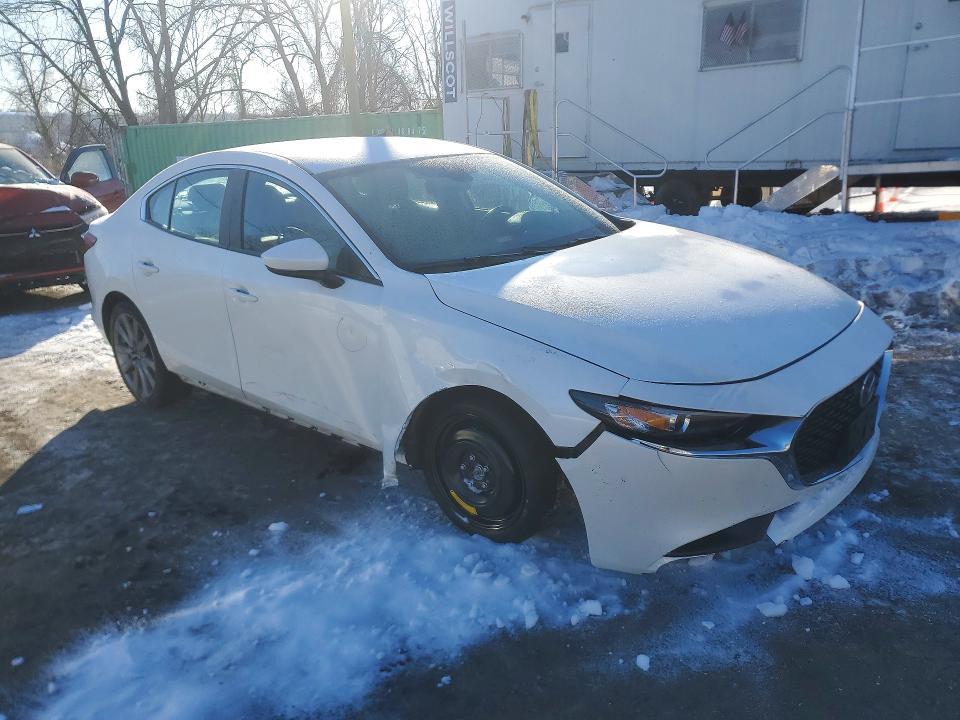 2022 Mazda 3 Select