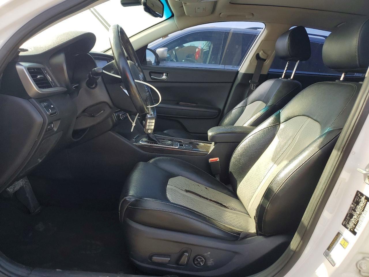 2019 KIA Optima ex