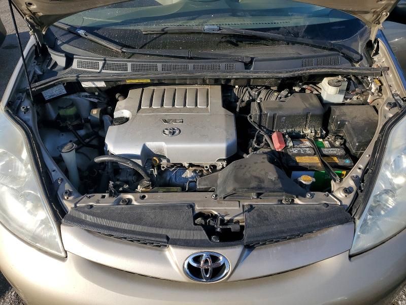 2009 Toyota Sienna ce