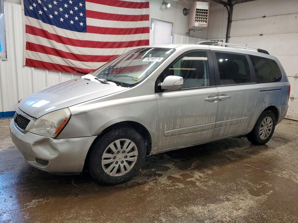 2012 KIA Sedona lx