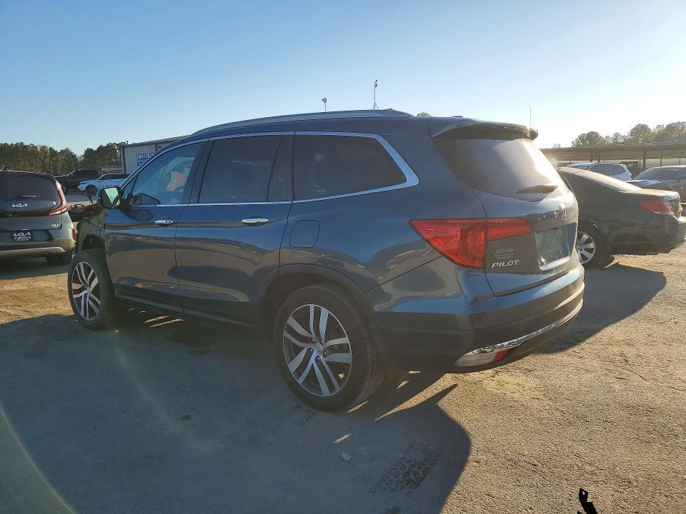 2018 Honda Pilot Touring