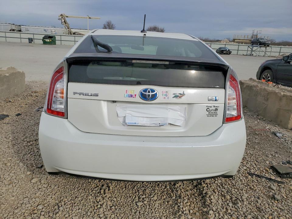 2014 Toyota Prius Three