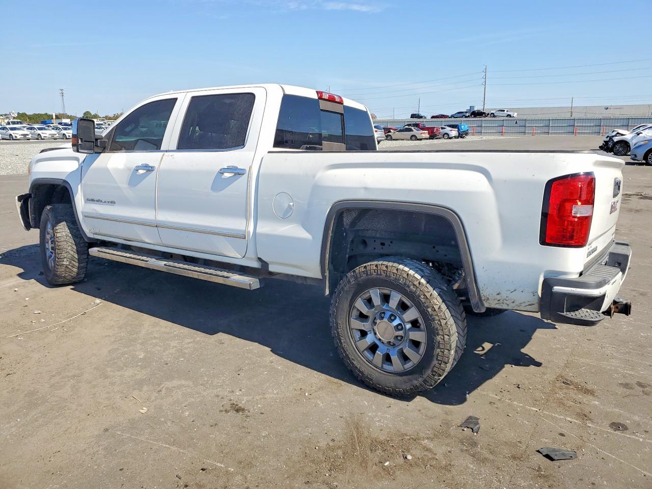 2016 GMC Sierra K2500 Denali