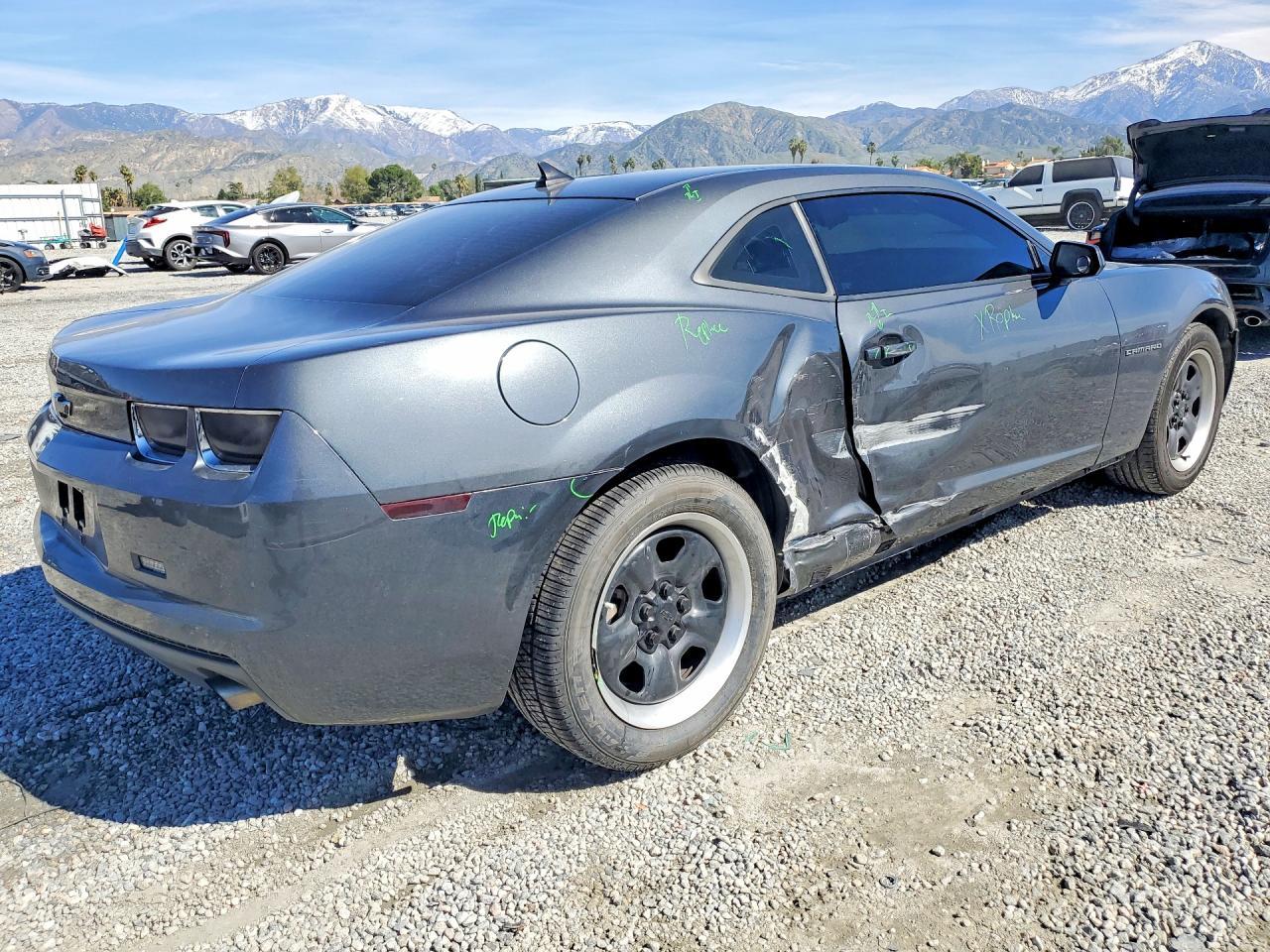 2011 Chevrolet Camaro ls