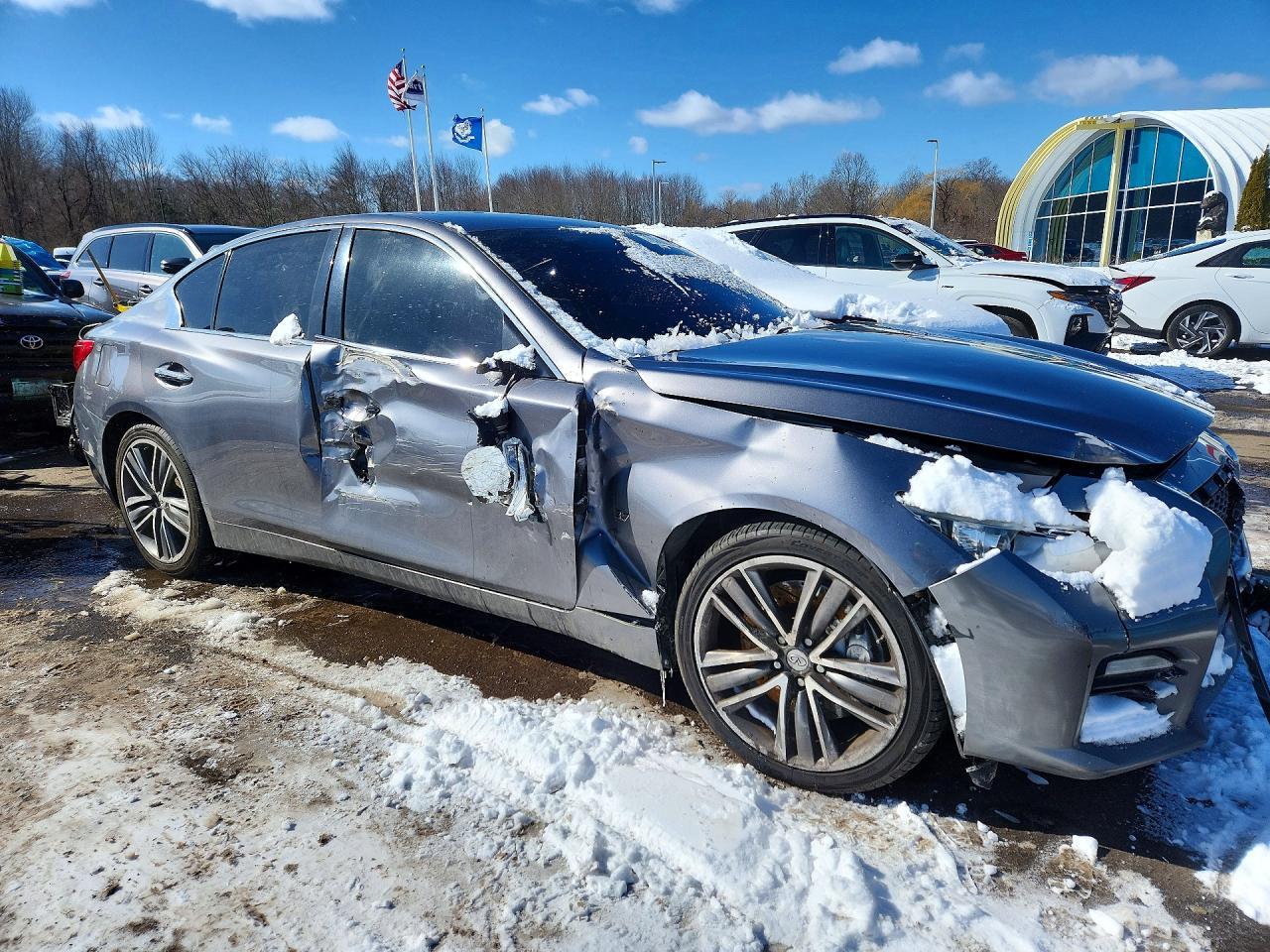 2014 Infinity Q50 Base