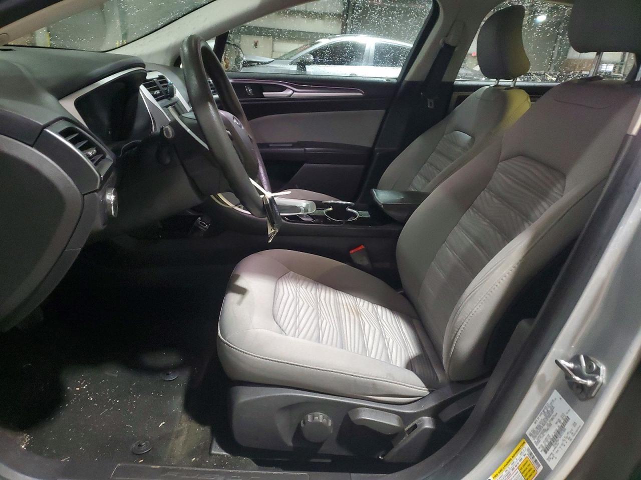 2016 Ford Fusion s