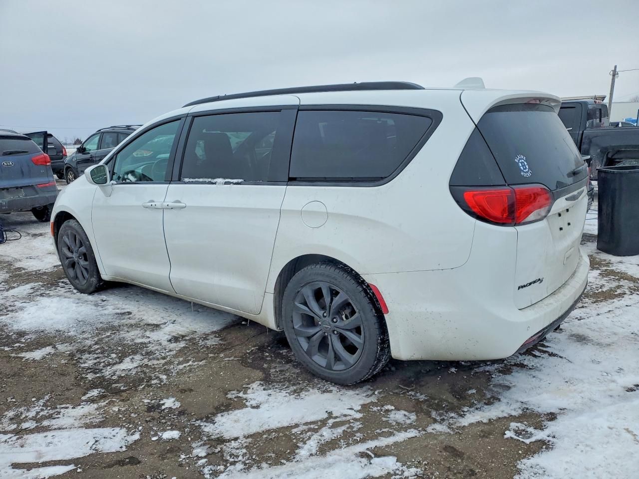 2019 Chrysler Pacifica Touring l