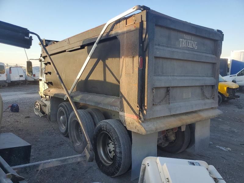 2015 Mack GU713 Dump Truck