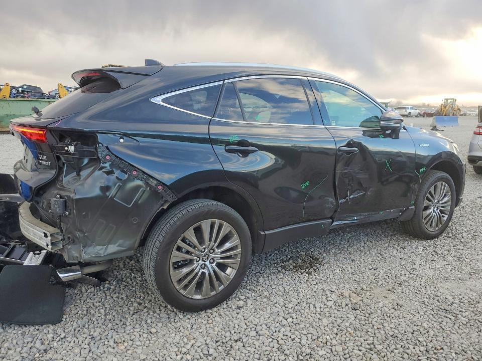 2021 Toyota Venza le