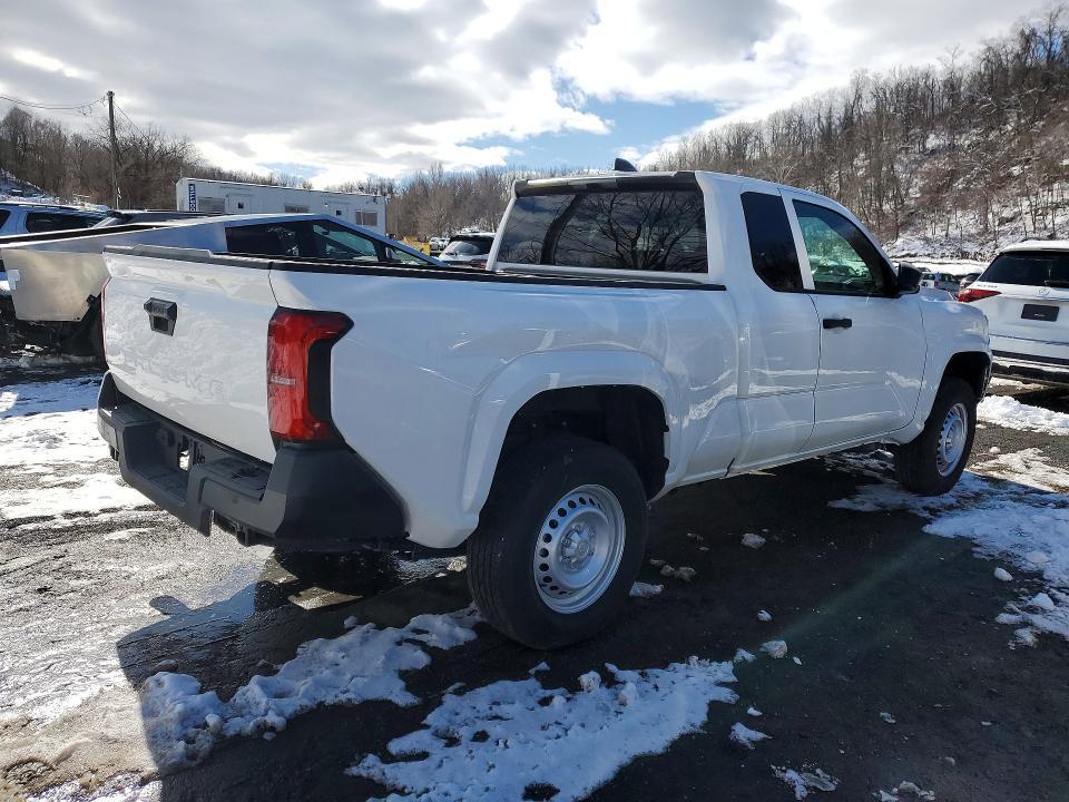 2025 Toyota Tacoma sr