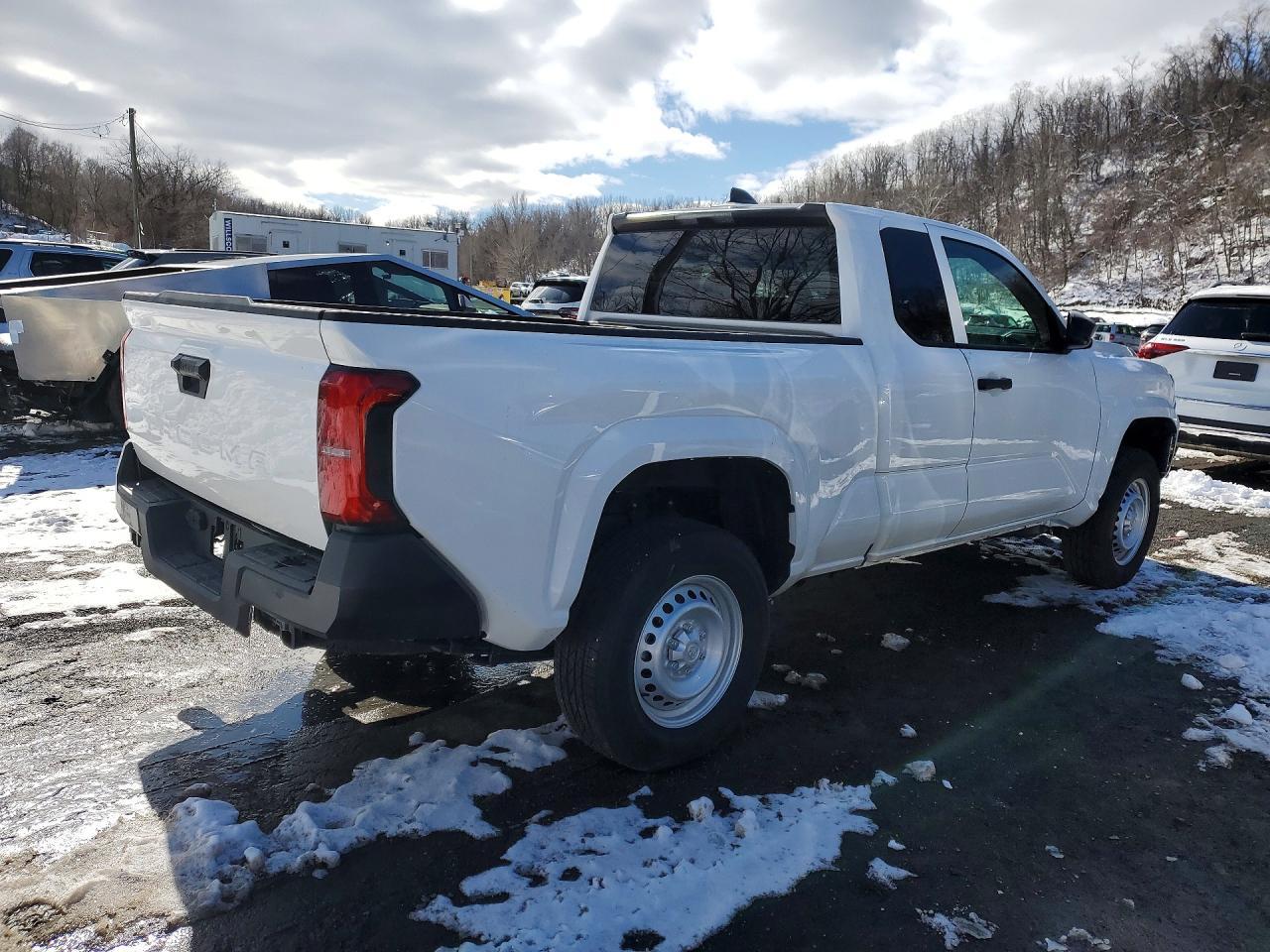 2025 Toyota Tacoma sr
