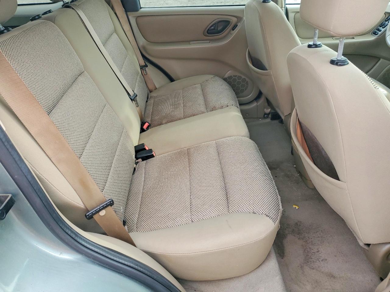 2005 Ford Escape xlt