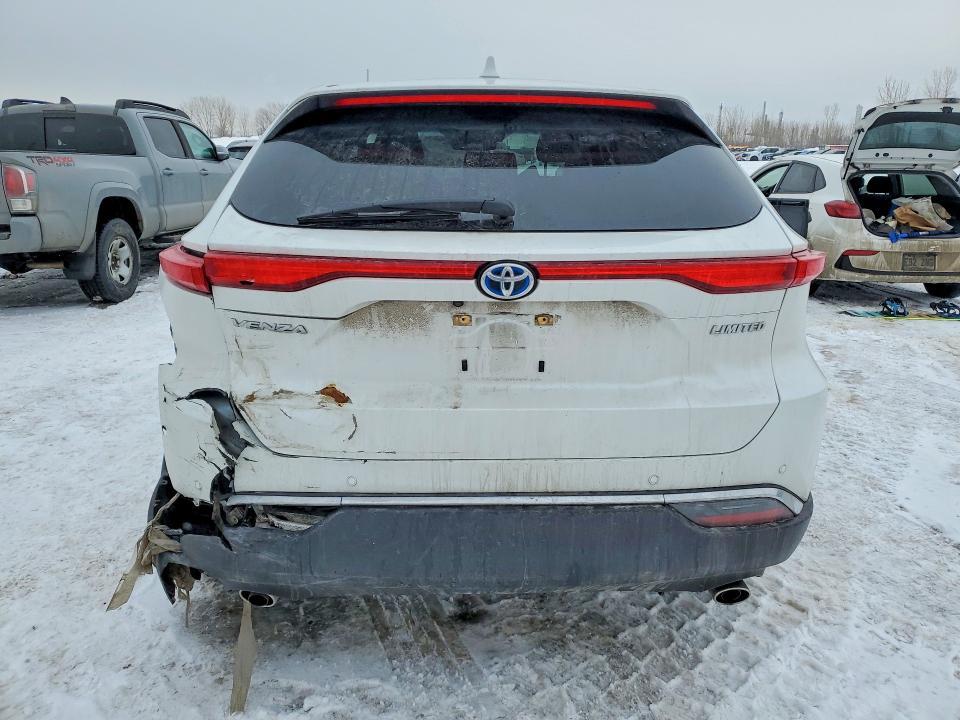 2024 Toyota Venza le