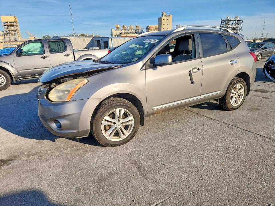 2013 Nissan Rogue s