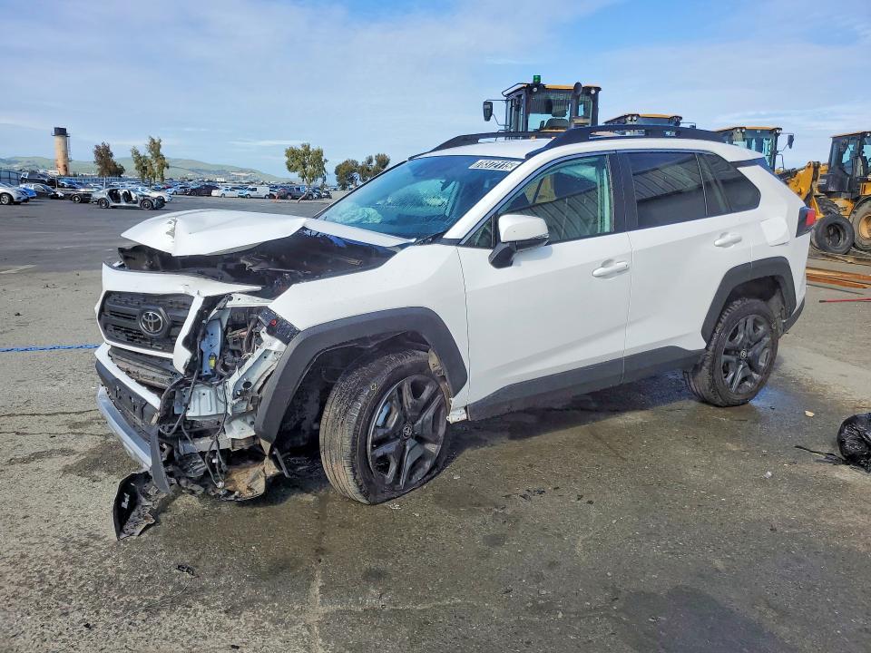 2024 Toyota Rav4 Adventure