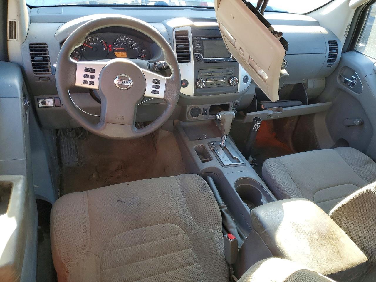 2017 Nissan Frontier s