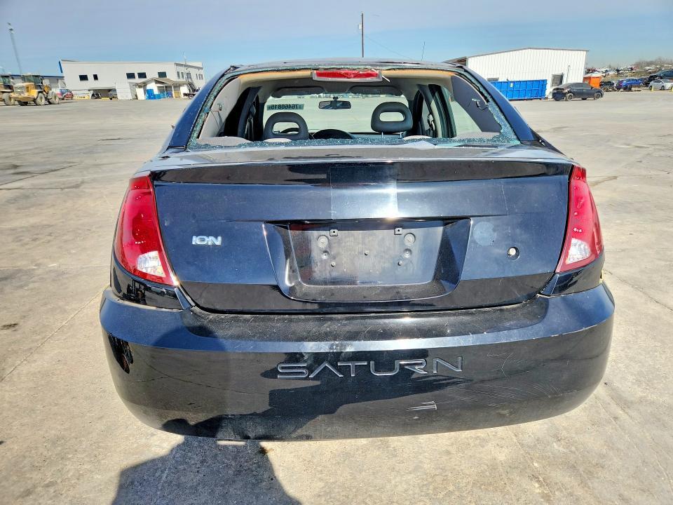 2005 Saturn Ion Level 2