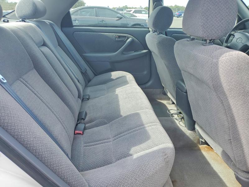 2001 Toyota Camry le
