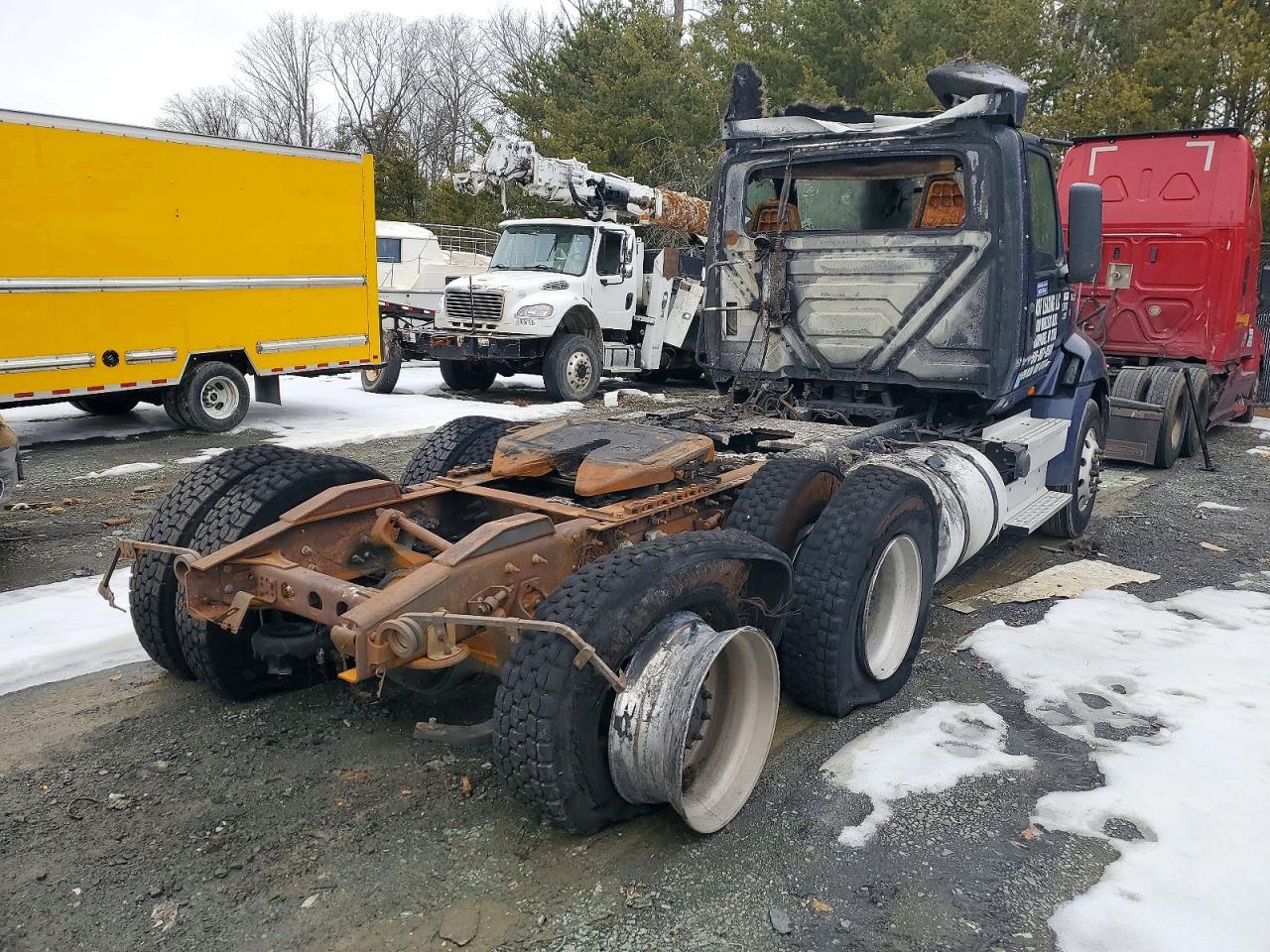 2022 International Rh613 Semi Truck
