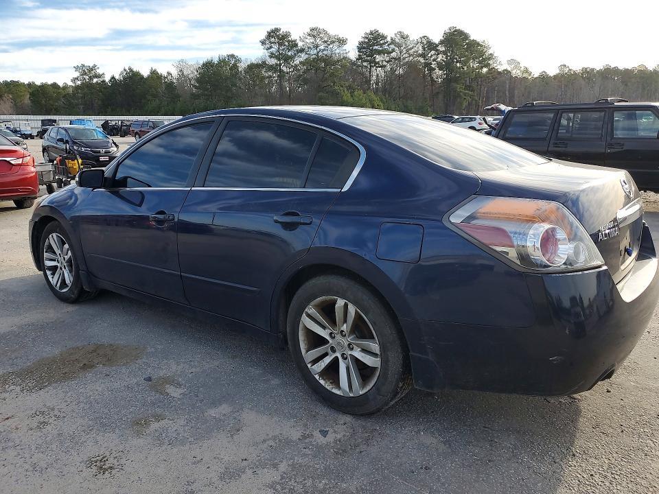 2010 Nissan Altima sr