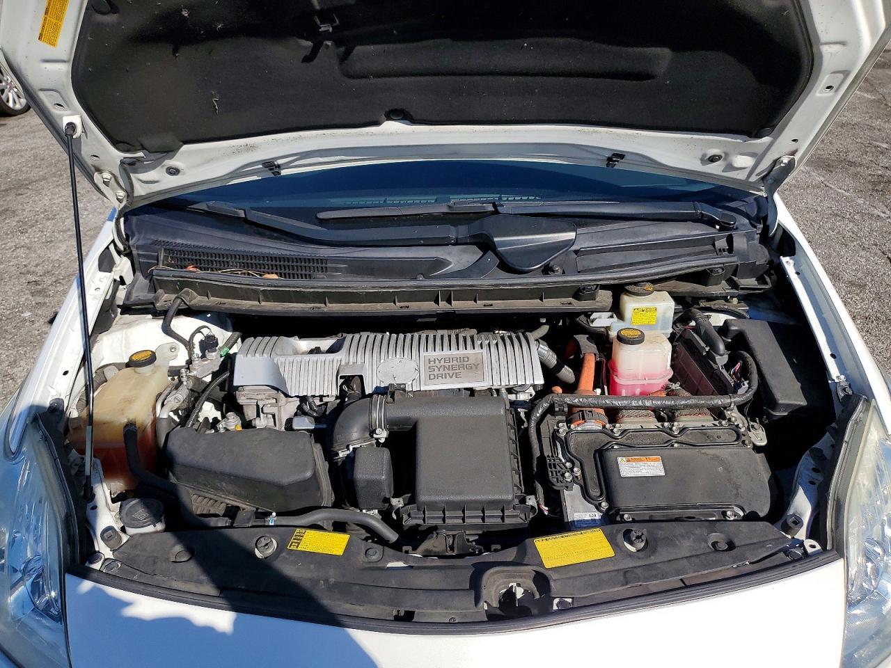 2014 Toyota Prius Three