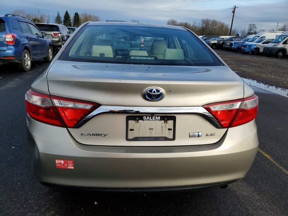 2016 Toyota Camry Hybrid