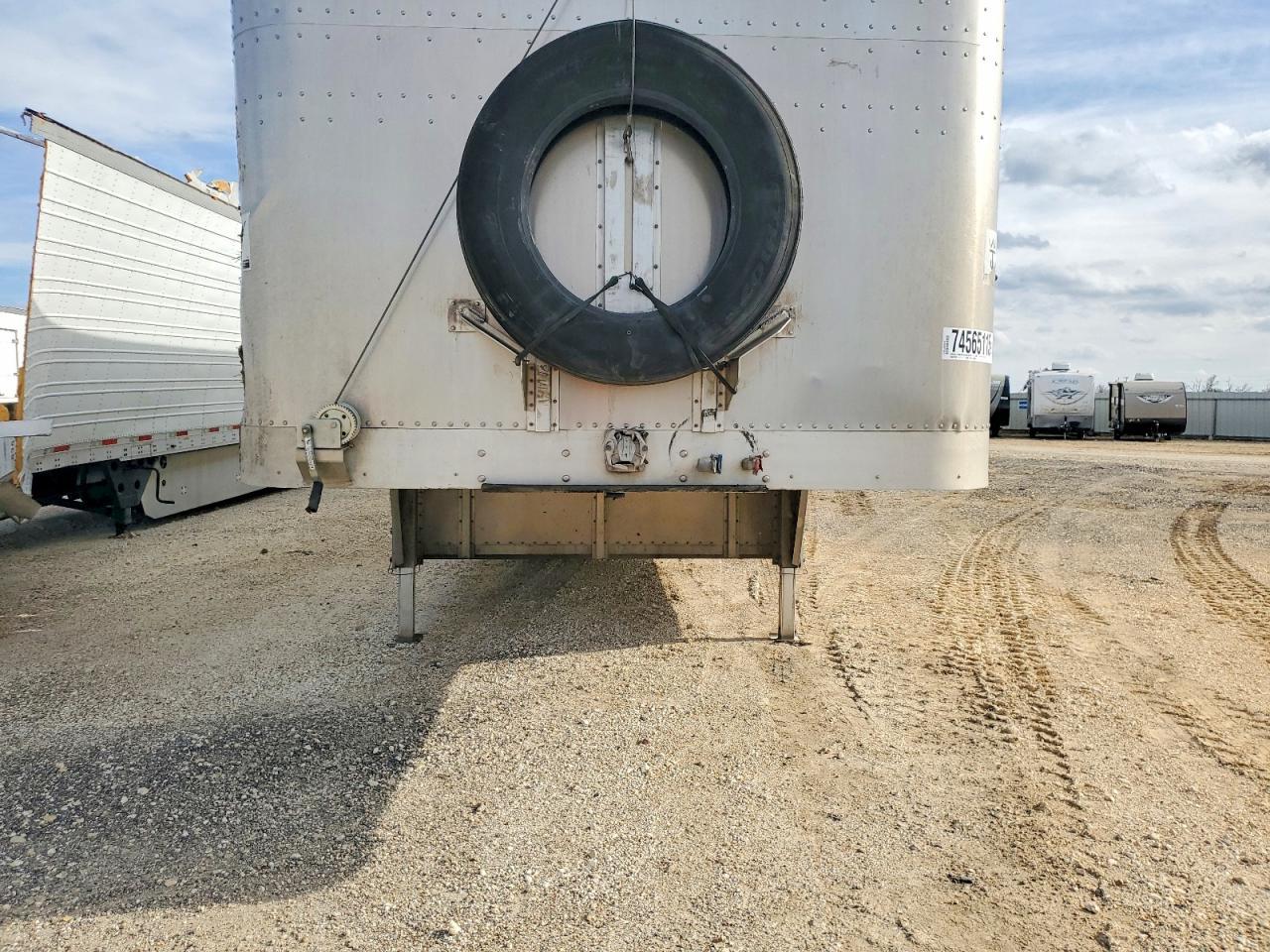 2017 Wilson Hogtrailer 2017 Wilson PSDCL-402 Livestock Trailer