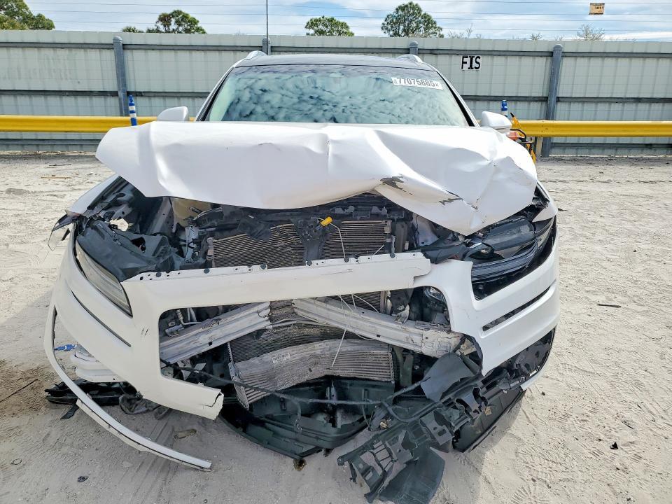 2019 Lincoln Nautilus Black Label