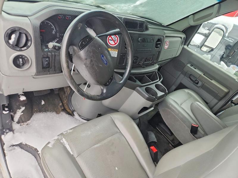 2018 Ford E350 BOX Truck