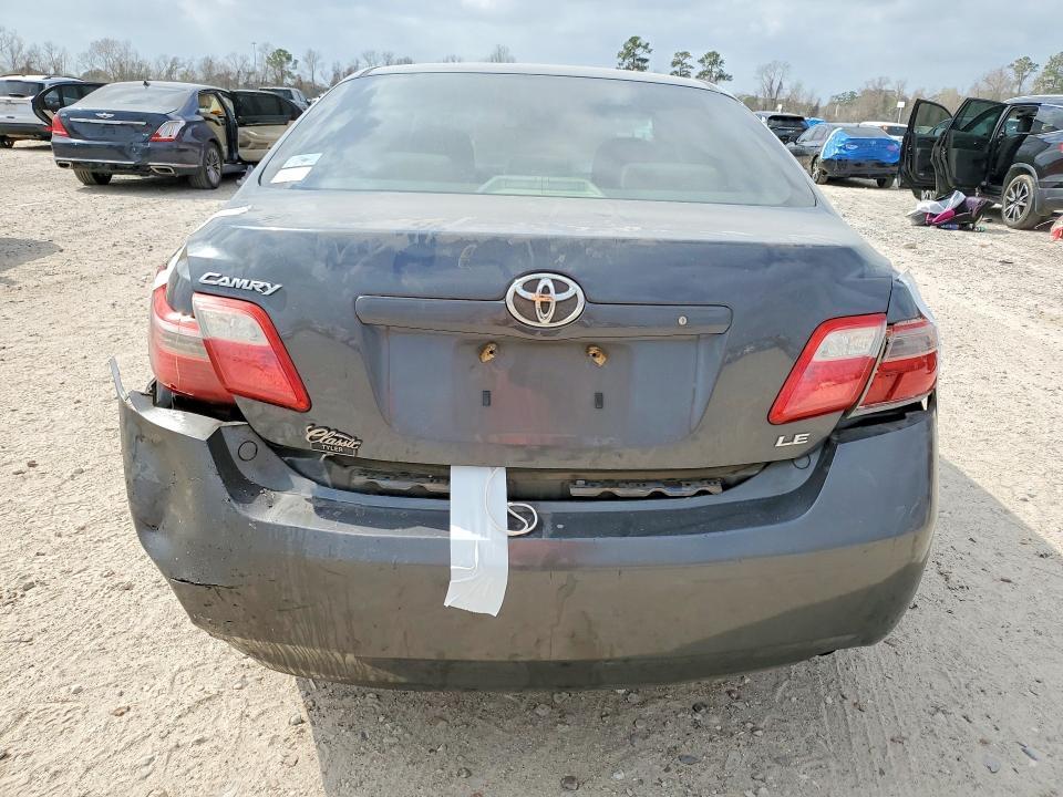 2009 Toyota Camry le