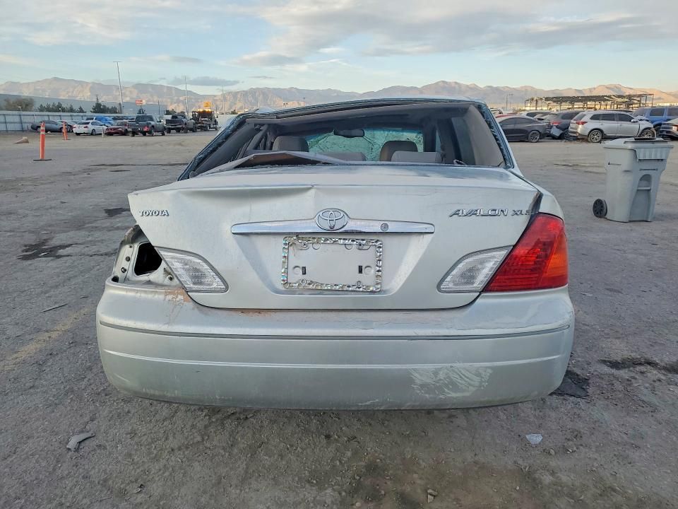 2000 Toyota Avalon xl