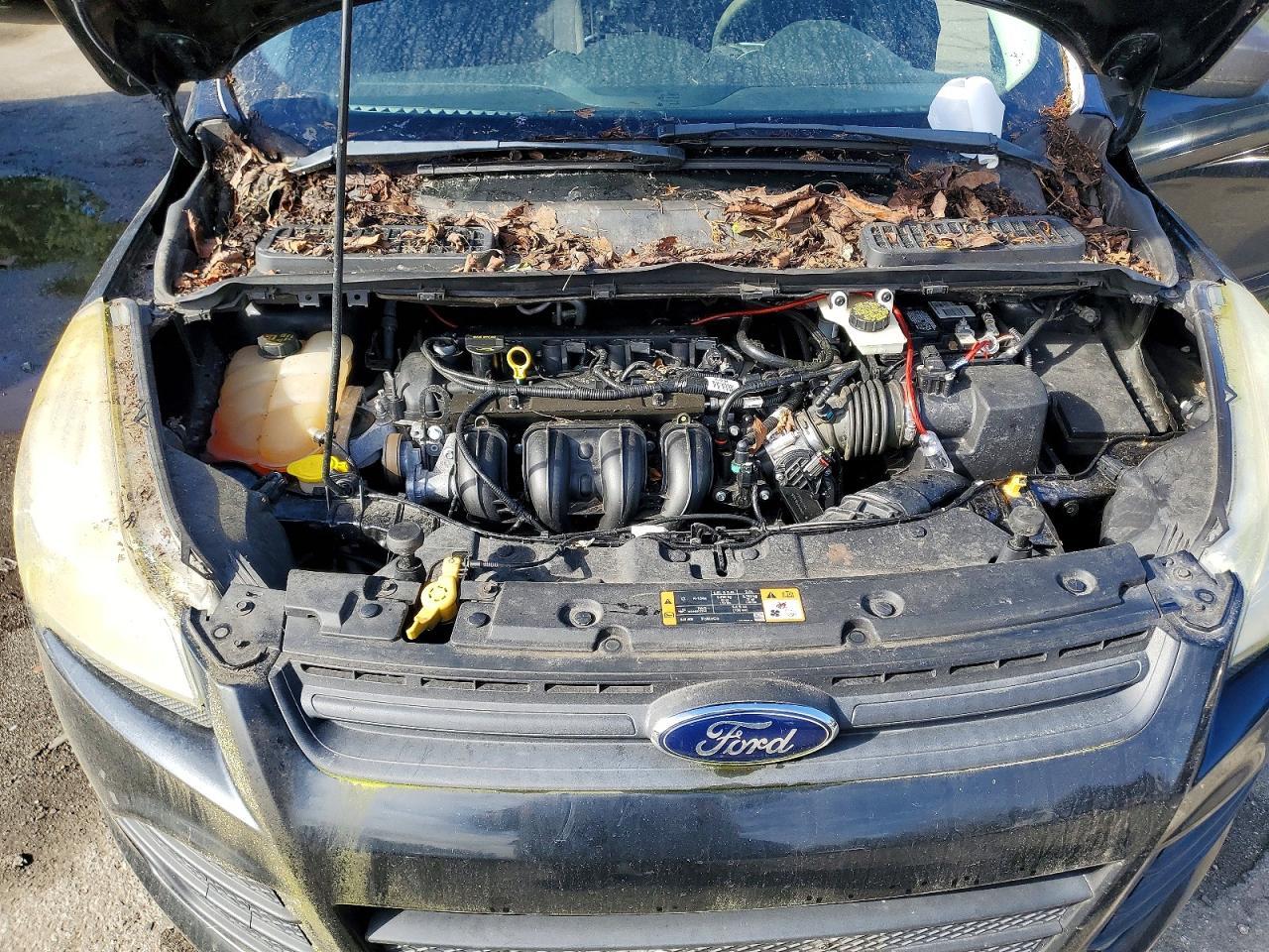 2014 Ford Escape s
