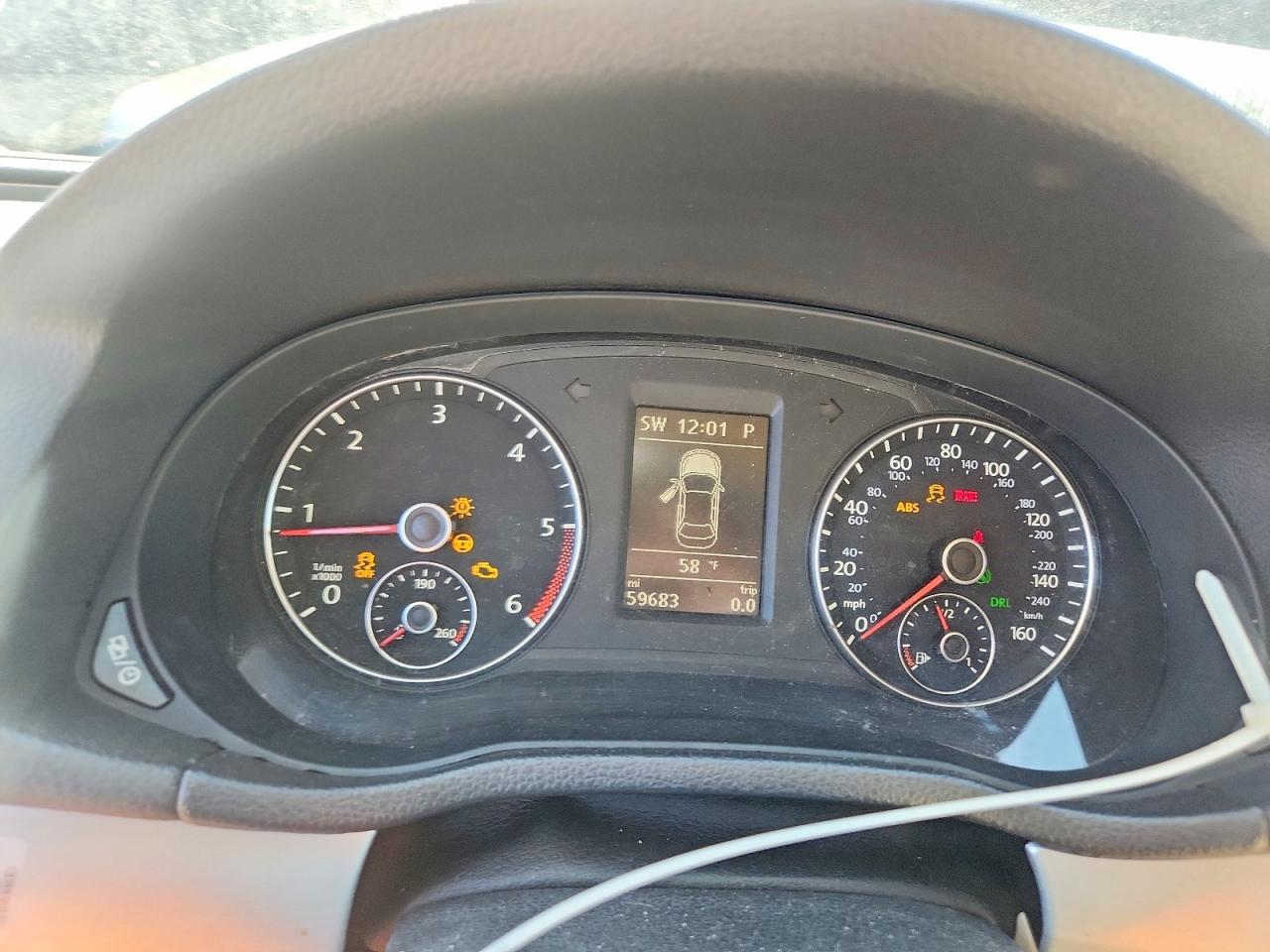 2013 Volkswagen Passat se