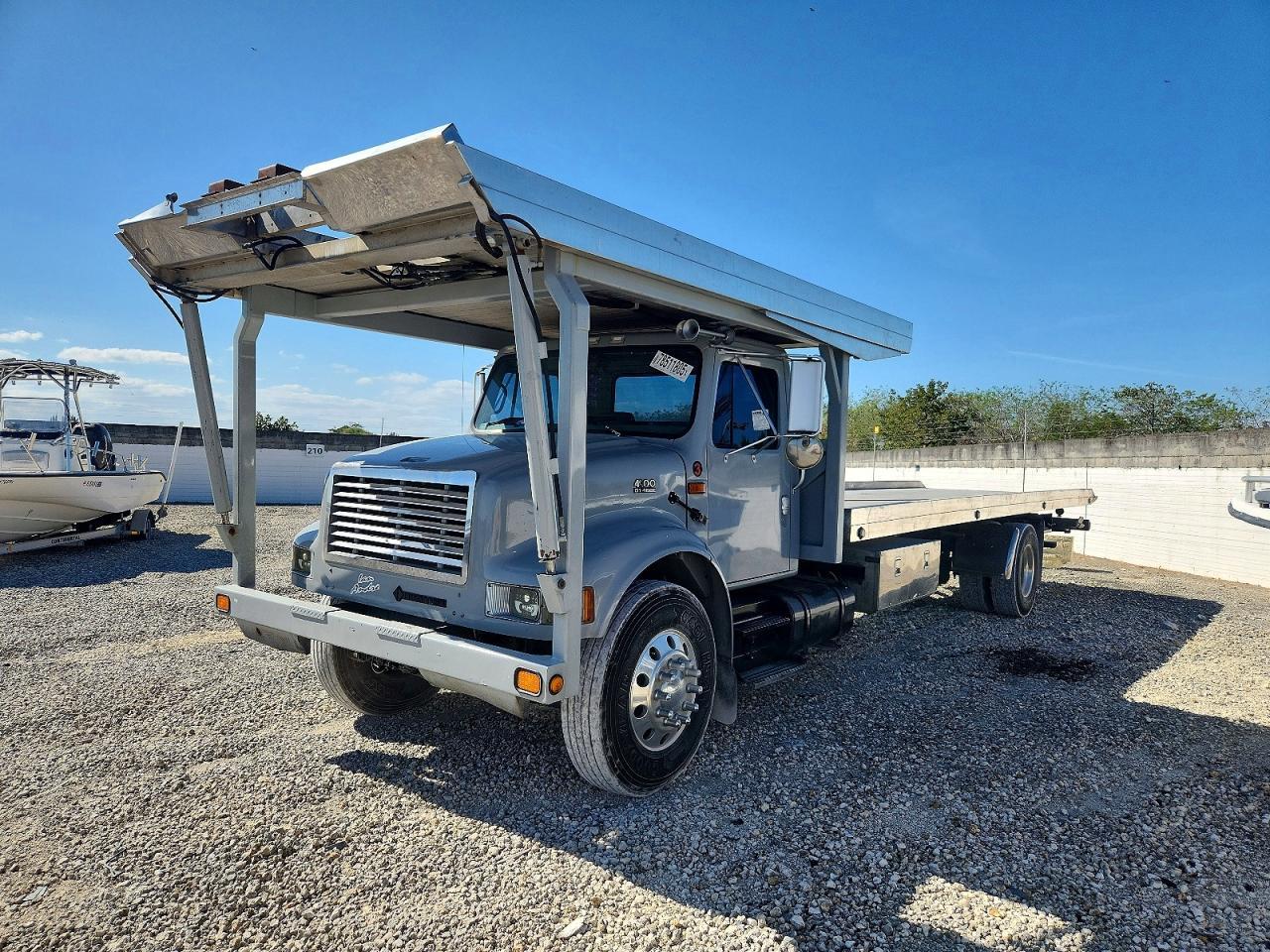 2002 International 4900 Rollback Truck