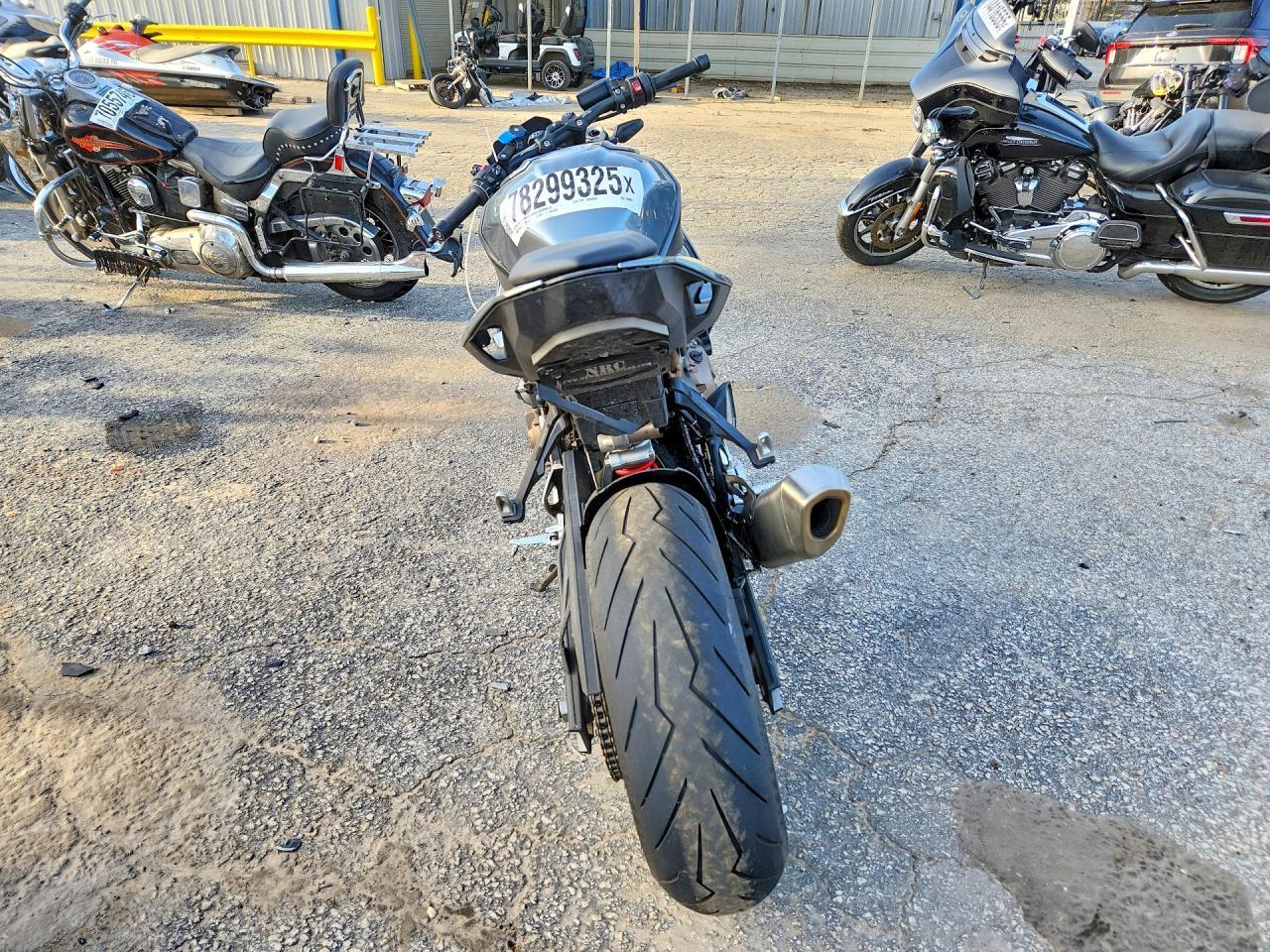 2023 BMW S 1000 R
