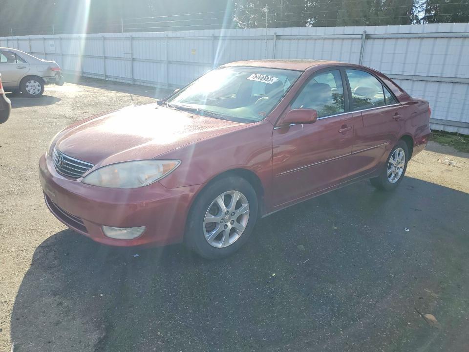 2005 Toyota Camry le