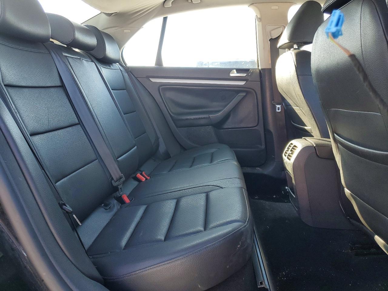 2010 Volkswagen Jetta se