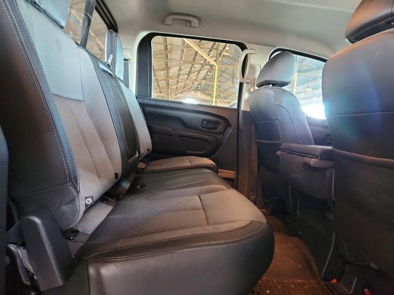 2021 Nissan Titan s